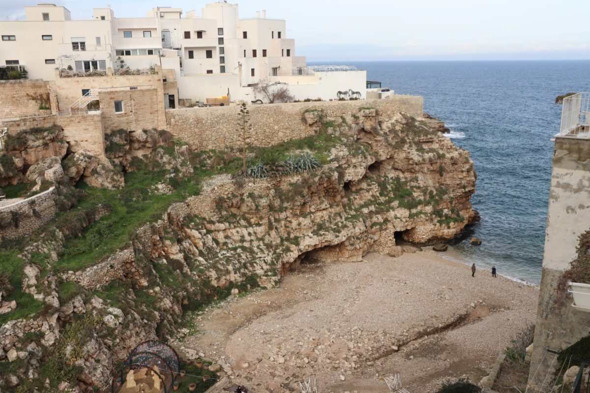 Plaża Lama Monachile w Polignano